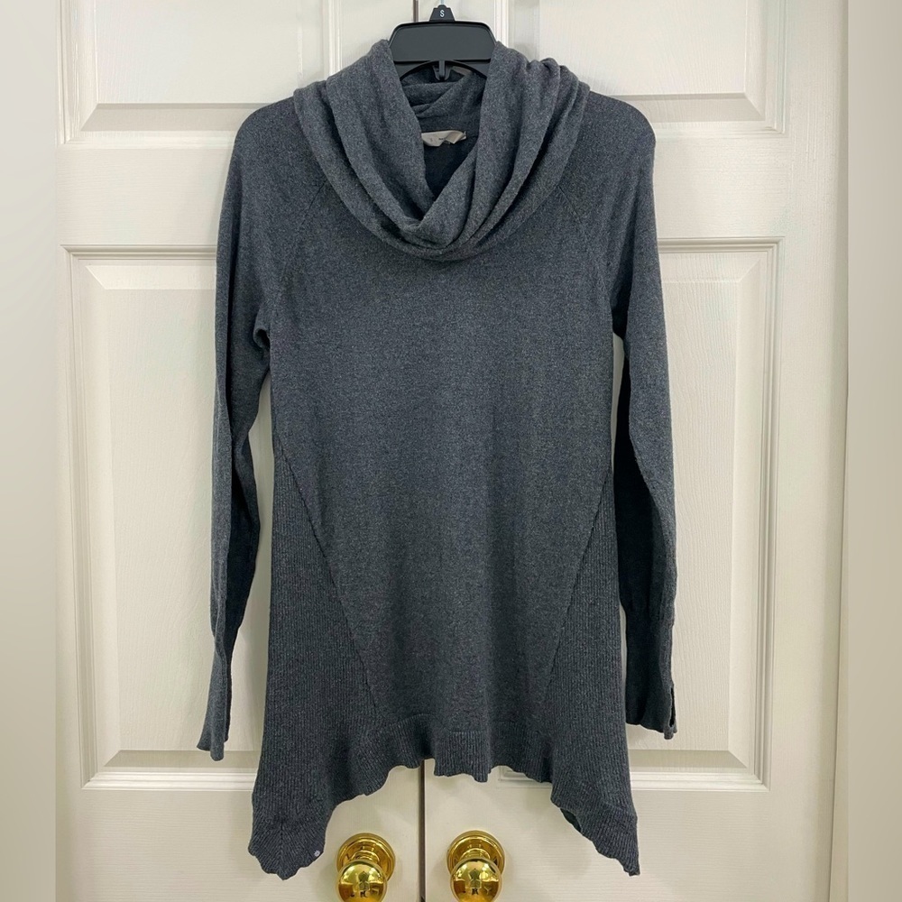 Athleta Cowl Neck Gray Long Sweater - Size Small